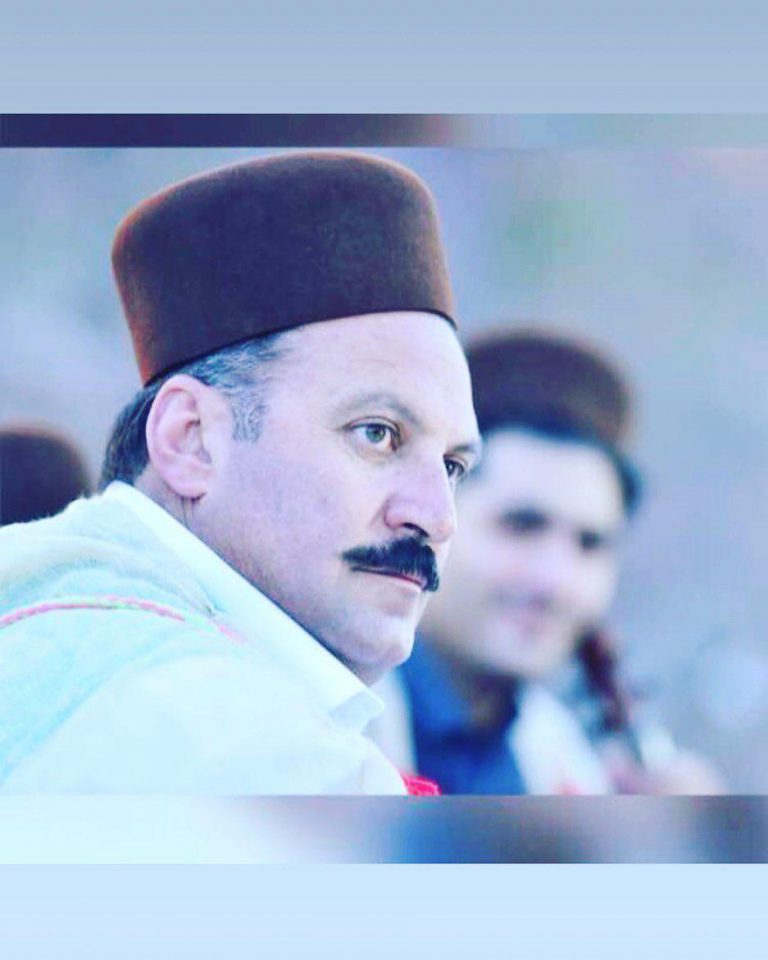 اسفندیار احمدی درد دیری